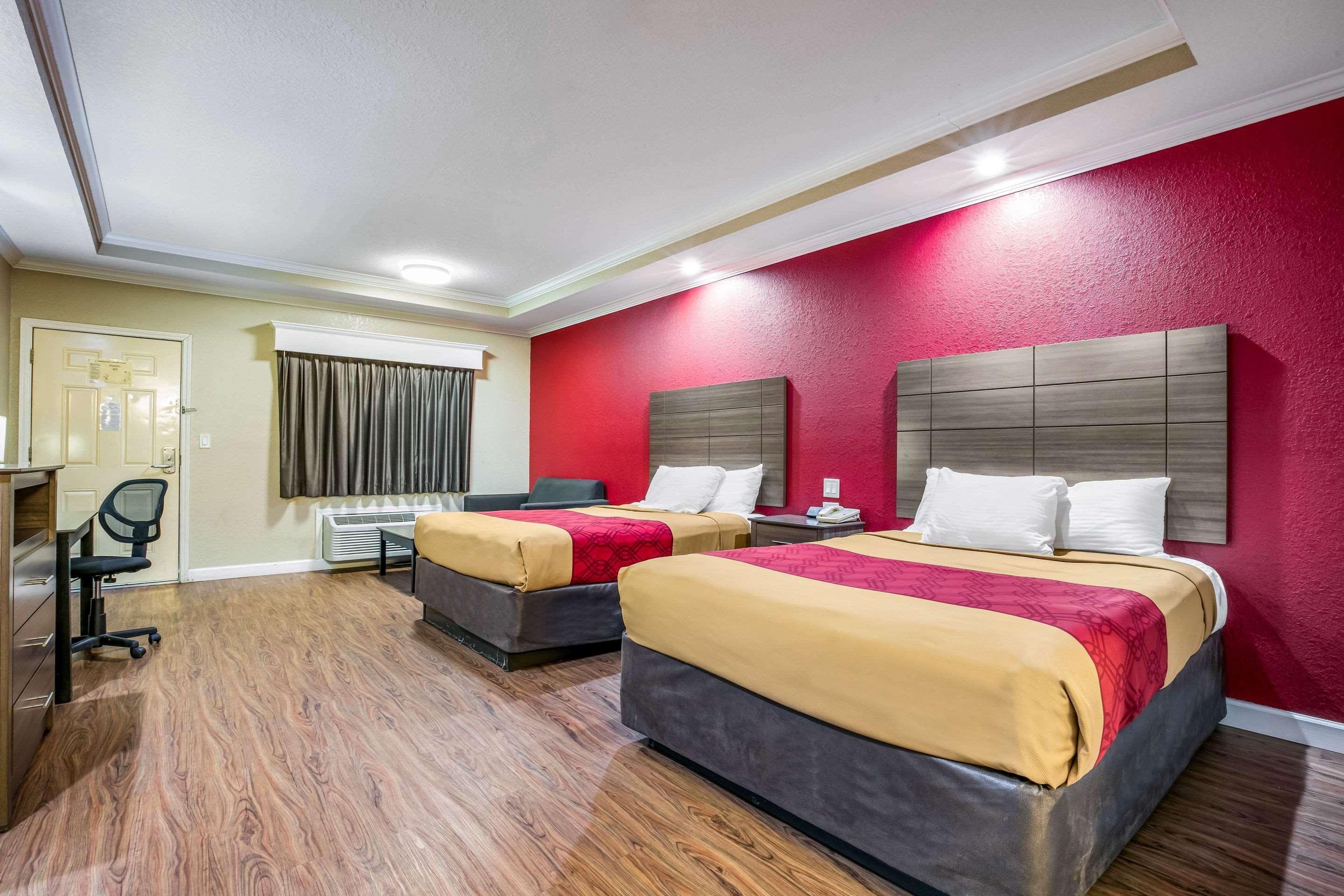 Econo Lodge Inn & Suites Horn Lake Exterior photo